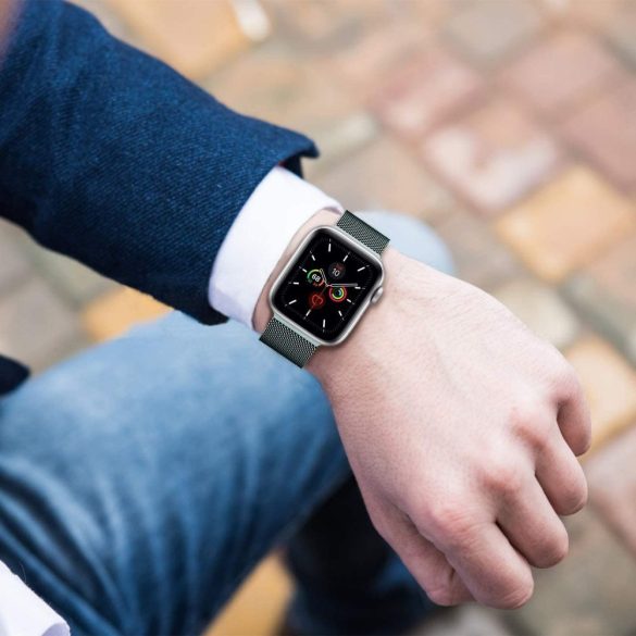 Tech-Protect Milanese Apple Watch fém 38-40mm óraszíj, arany