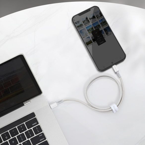 Baseus PD 20W USB-C/Lightning adat- és töltőkábel, 2m, fehér