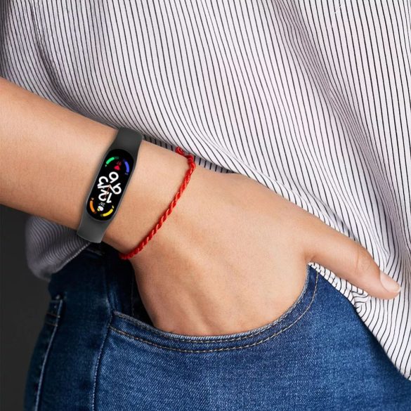 Tech-Protect Iconband Xiaomi Mi Smart Band 5/6/6/NFC/7 szilikon szíj, fekete