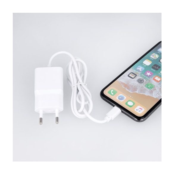 Maxlife MXTC-03 hálózati töltő adapter, gyorstöltő, 2.1A + iPhone USB-C kábel, fehér